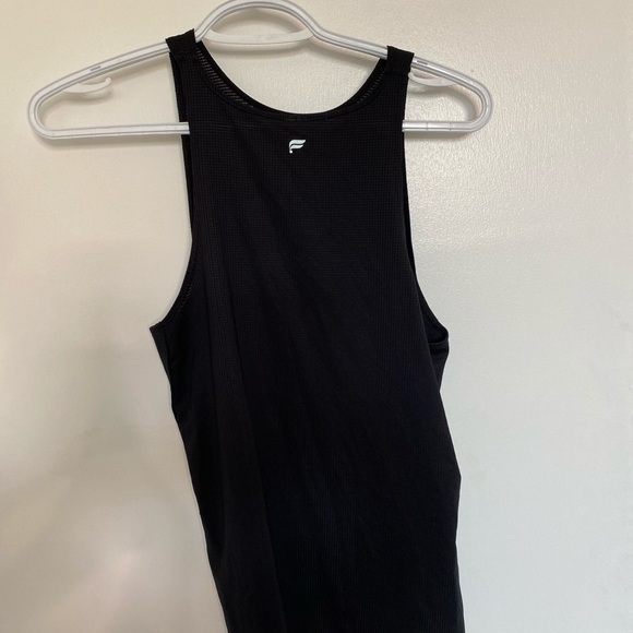 Fabletics flowy black tank top - Picture 2 of 2